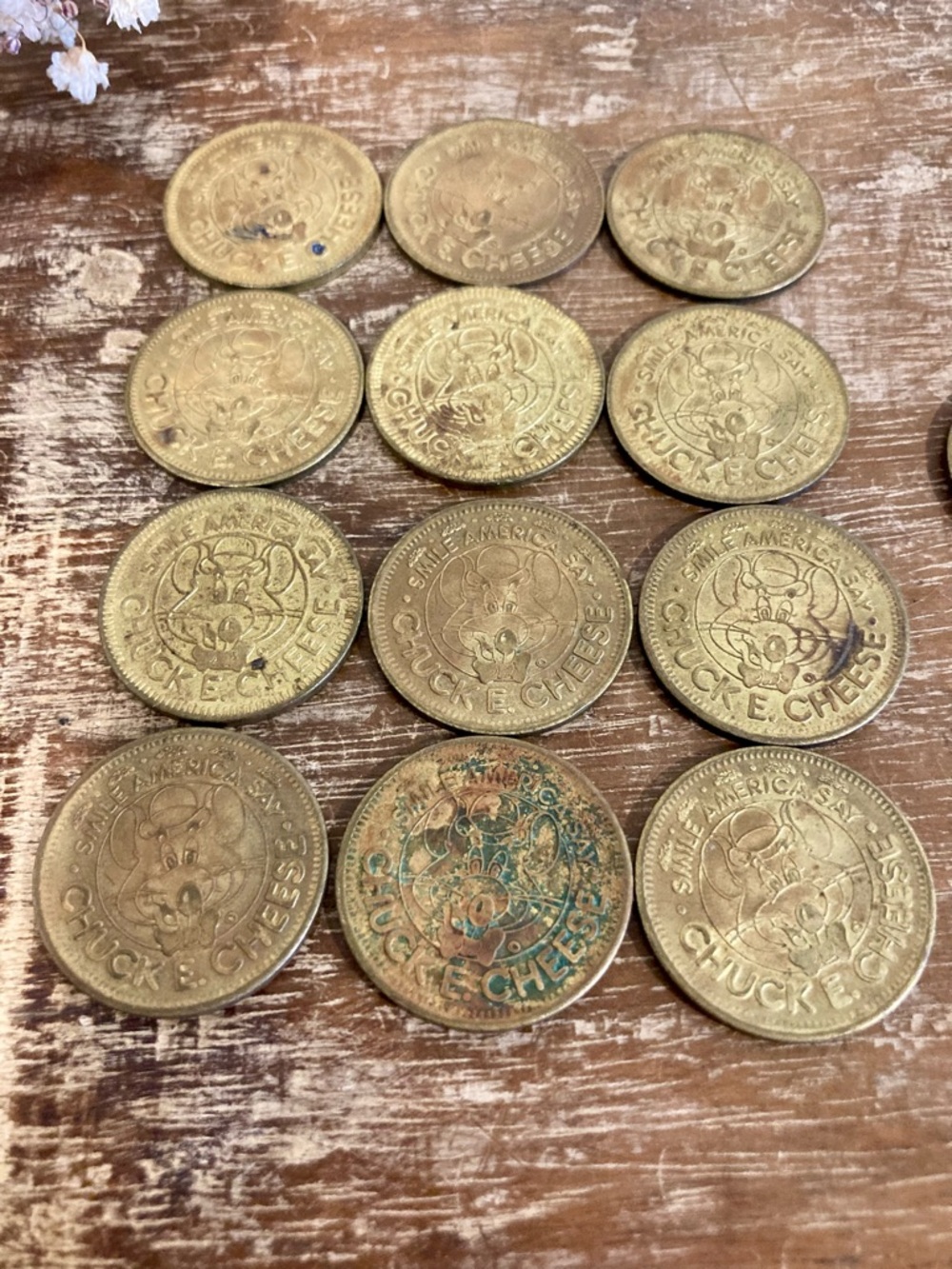 13 Vintage Chuck E. Cheese Coins 1982 and 1983 - Picture 7 of 15